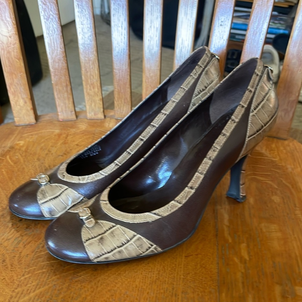 Women’s Franco Sarto Pumps Size 9 1/2.